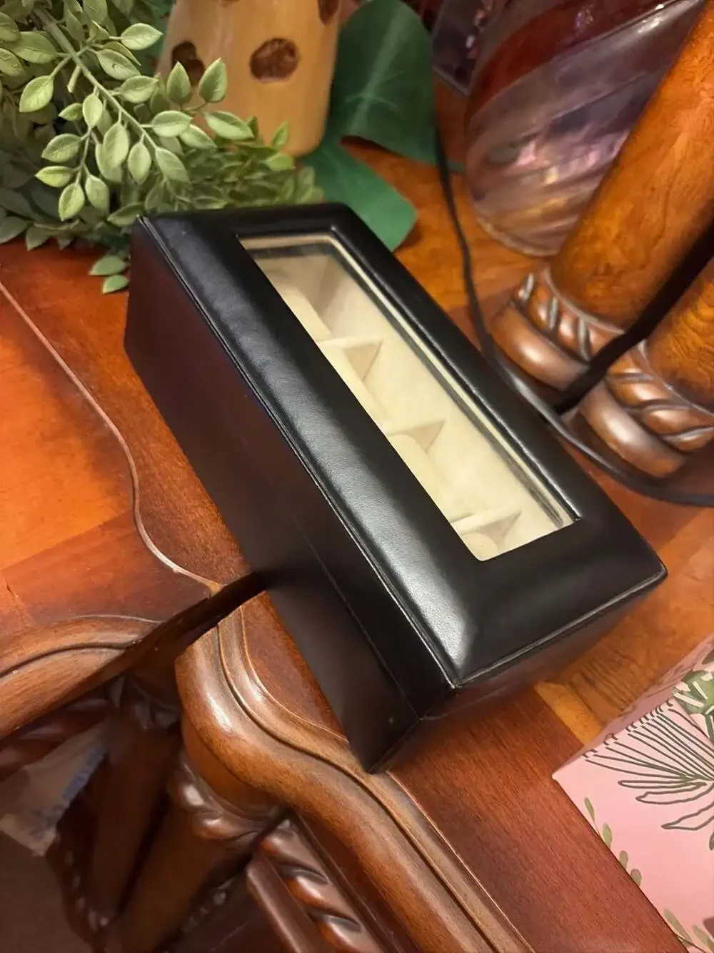Black leather Watch Box Black 4 with beige velvet
